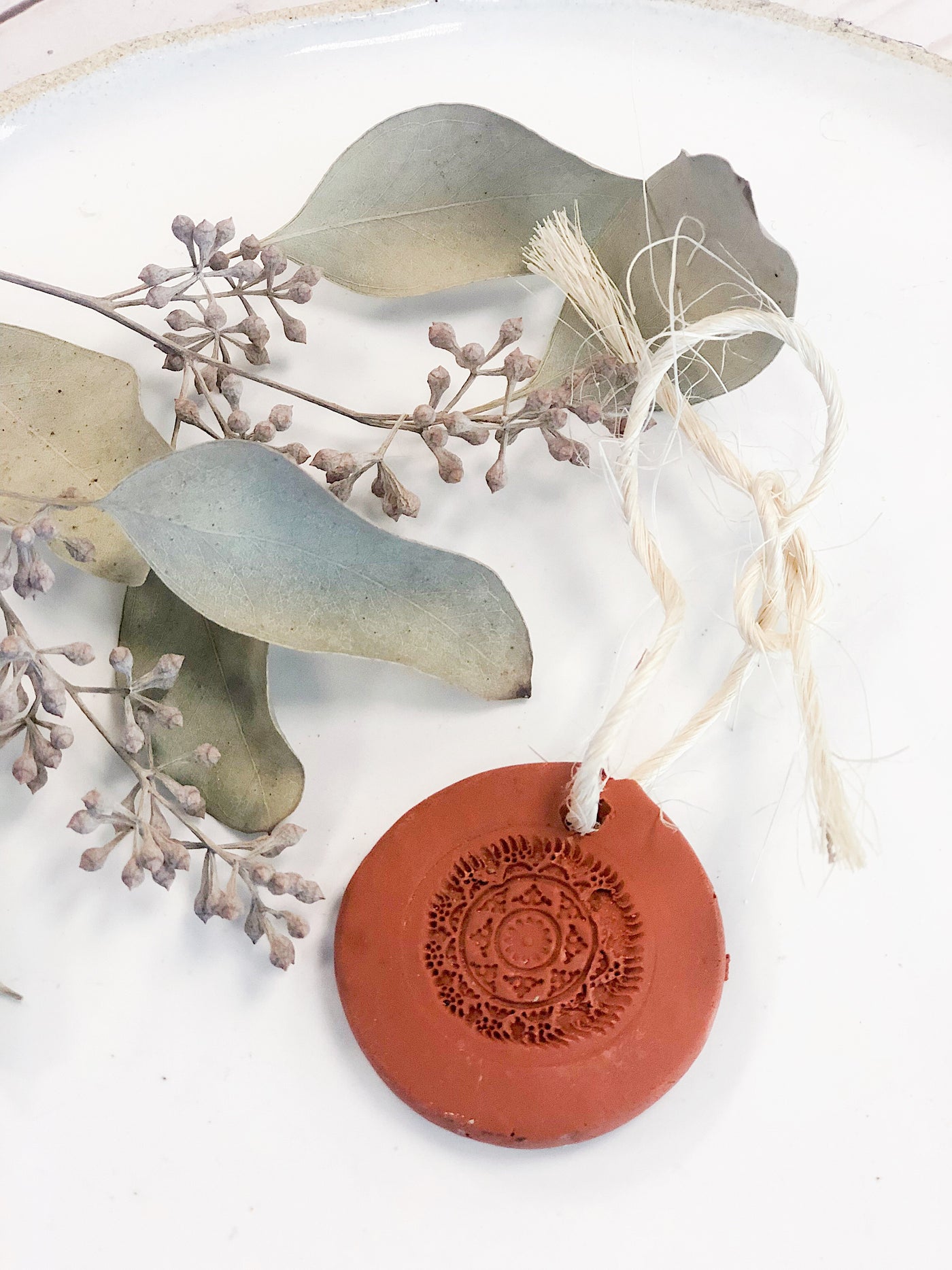 Organic Vegan Cruelty-Free Terra Cotta Essential Oil Diffuser/ Air Freshener - Roses & Chains | Fashionable Clothing, Shoes, Accessories, & More