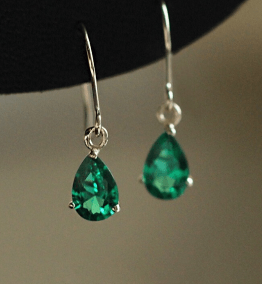 9 Karat Solid Gold Drop Earrings With Zircon Emerald