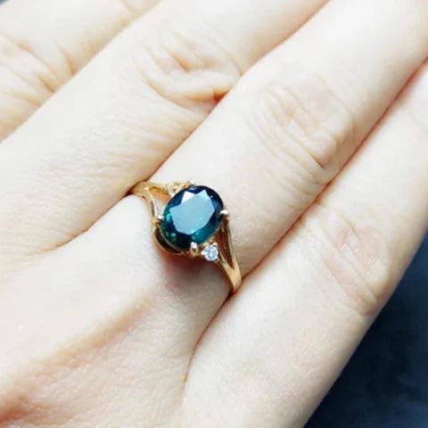 18K Gold, 1.6 Carat Natural Sapphire Ring