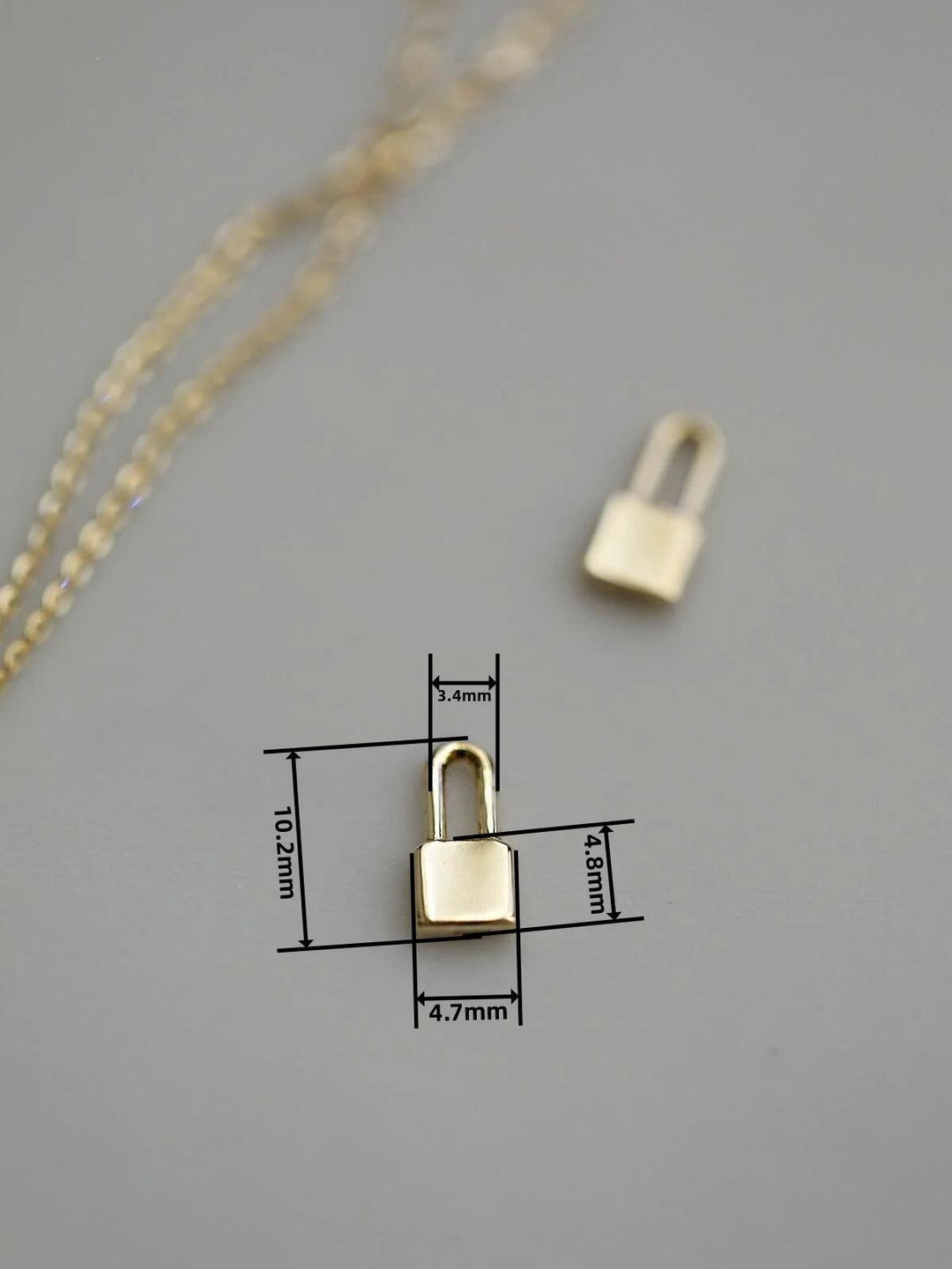 9K Gold Padlock Charm Pendant