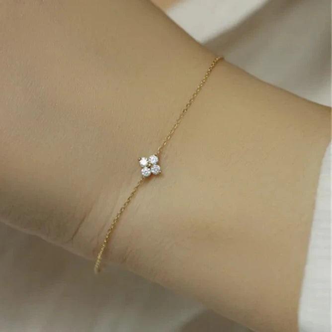 Gold Plated Mini Zircon Flower Pendant Bracelet