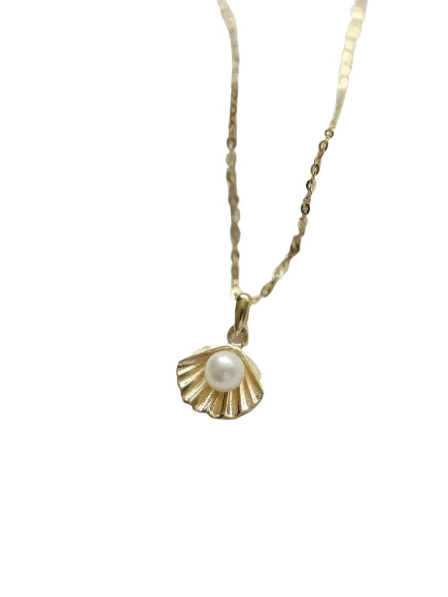 Exquisite 9K Gold Shell Necklace Pendant, With Freshwater Pearl