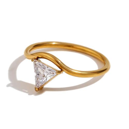 18k Gold Plated Minimalistic Wave Ring With Drop Zircon