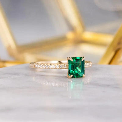 14k Gold Emerald Solitaire Ring