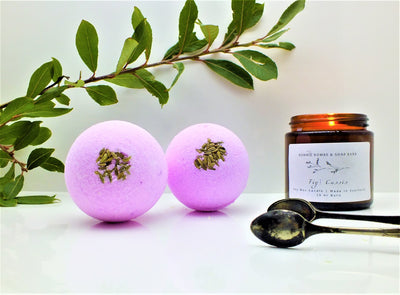 Organic Vegan Cruelty-Free Fennel Bath Bomb (Pair) - Roses & Chains | Fashionable Clothing, Shoes, Accessories, & More