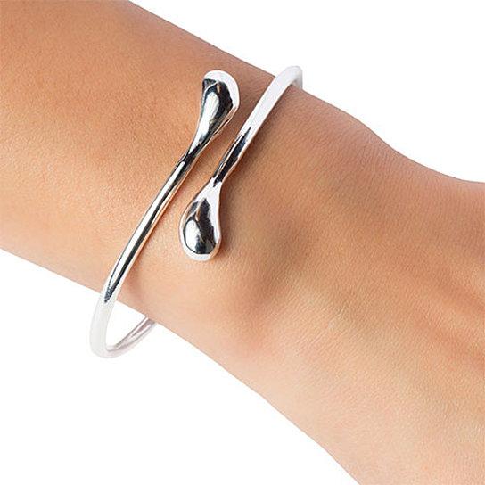Silver Plated Teardrop Bracelet - Roses & Chains | Fashionable Clothing, Shoes, Accessories, & More